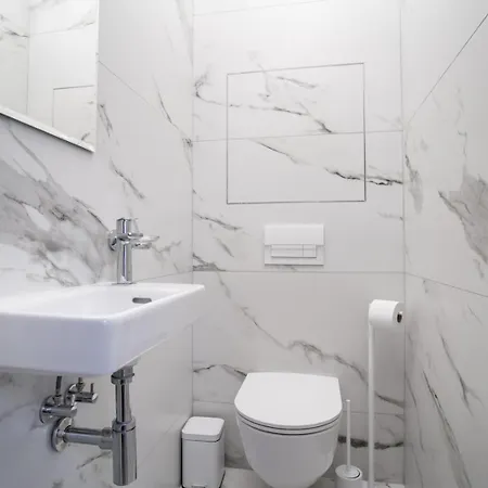 Unforgettable Old Town דירה