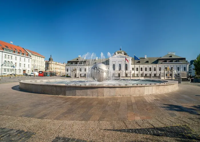 Unforgettable Old Town * براتسيلافا
